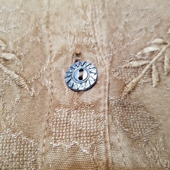 Roaman's Gold Embroidery button blouse. Size 14 Womens - Picture 7 of 10